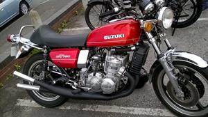 Paul's GT750.